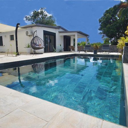 Le Beau Vallon 1- Jacuzzi Privatif Et Piscine Chauffee Partagee Saint-Benoît 外观 照片
